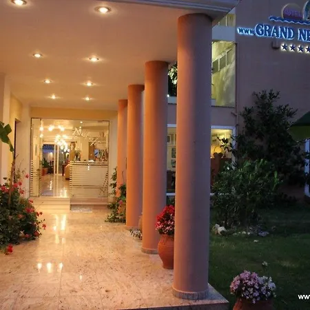Grand Nefeli