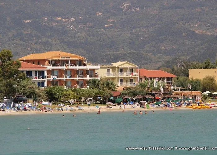 公寓式酒店 Grand Nefeli 瓦西利基