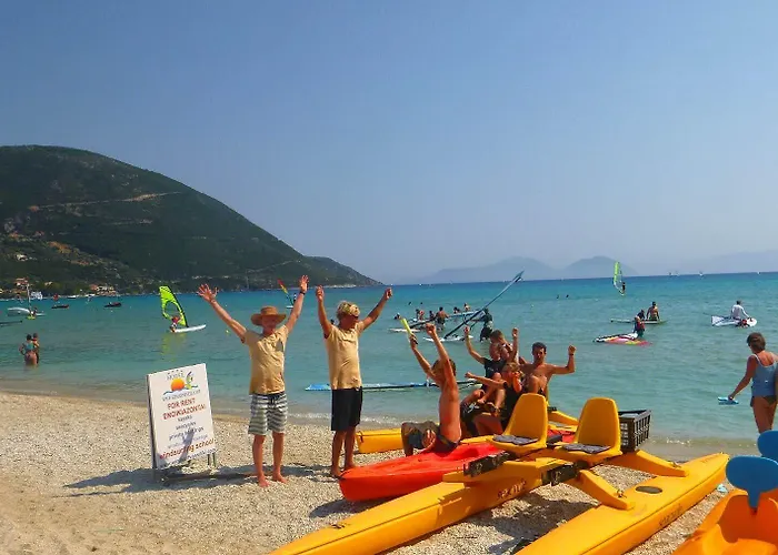 Grand Nefeli 公寓式酒店