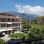 Apartmanhotel Grand Nefeli 4*