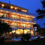 Apartmanhotel Grand Nefeli 4*