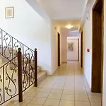 Grand Nefeli Apartmanhotel 4*