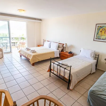 Grand Nefeli Apart-hotel