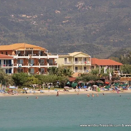 Apartahotel Grand Nefeli Vasiliki