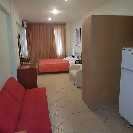 Grand Nefeli Ξενοδοχείο με διαμερίσματα 4*