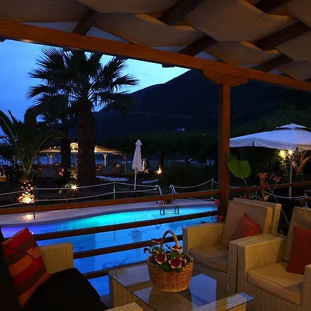 Aparthotel Grand Nefeli Vasiliki (Lefkada)