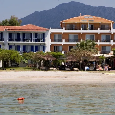 Ξενοδοχείο με διαμερίσματα Grand Nefeli Βασιλική