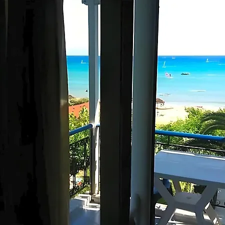 Aparthotel Grand Nefeli