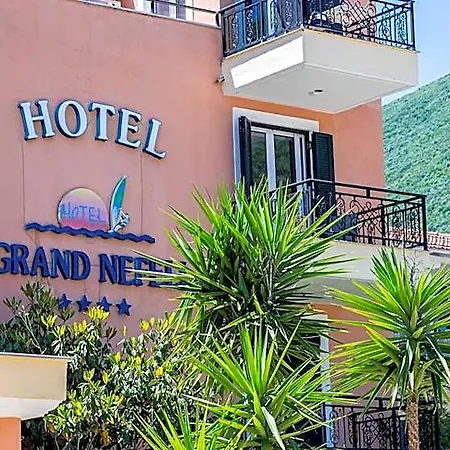 Grand Nefeli 公寓式酒店 4*