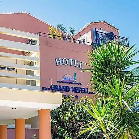 Апартхотел Grand Nefeli 4*