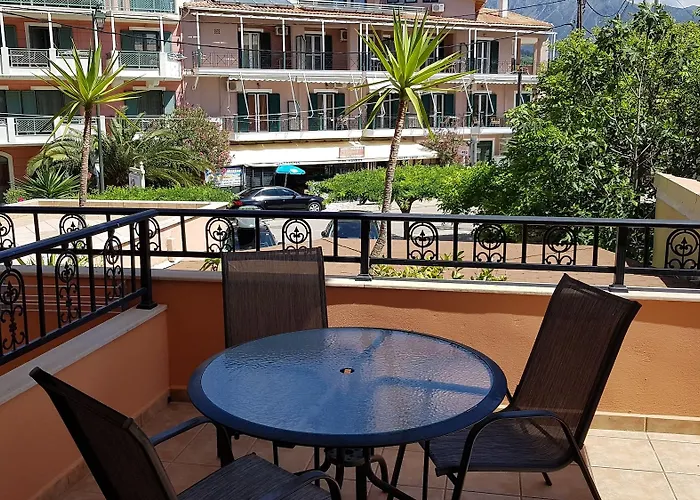 Grand Nefeli Lägenhetshotell Vasiliki