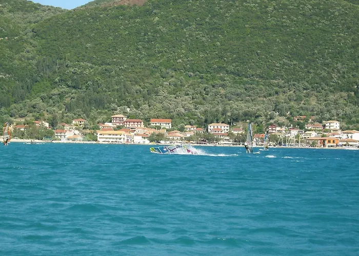 Lägenhetshotell Grand Nefeli Vasiliki