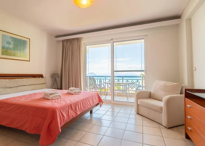 Grand Nefeli 4* Vasiliki