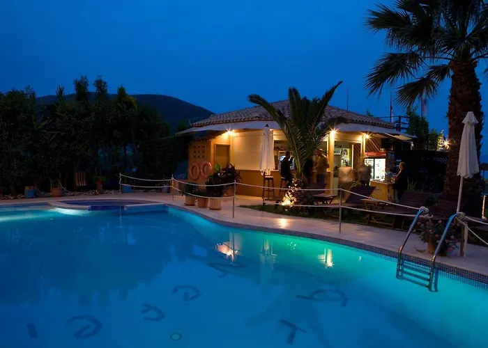 Grand Nefeli Lägenhetshotell Vasiliki